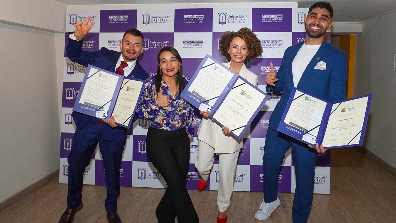 Nueva ceremonia de grados de programas de pregrado y posgrado de la Universidad Católica de Manizales