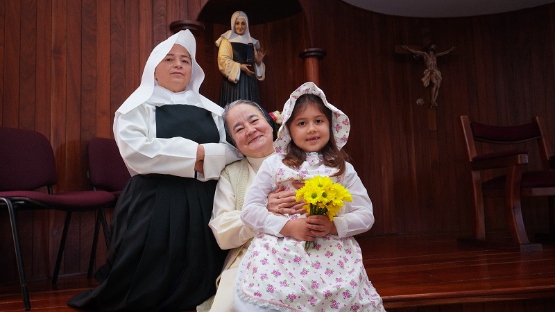 Por medio de una eucaristía la Comunidad Universitaria de la UCM conmemoro la fecha de nacimiento de la Marie Poussepin, fundadora de la Congregación de Las Hermanas de la Caridad Dominicas de La Presentación.