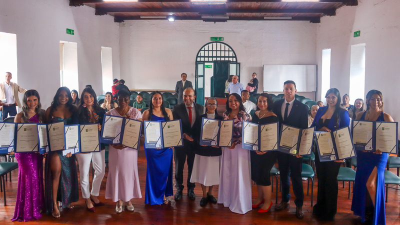 nuevos-graduados-esp-administracion-de-la-salud-ucm1.jpg
