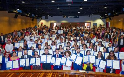 ¡Felicitaciones, nuevos graduados UCM!