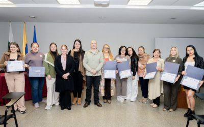 la UCM certificó a participantes del curso de Confección